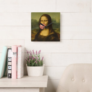 Mona Lisa Blowing Rosa Bubble Gum Fyrkantig Klocka