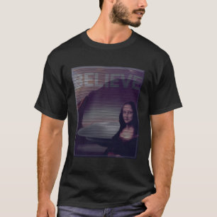 Mona Lisa framför UFO T Shirt