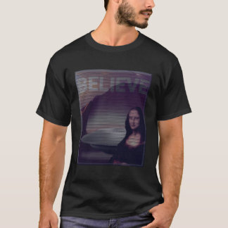 Mona Lisa framför UFO T Shirt