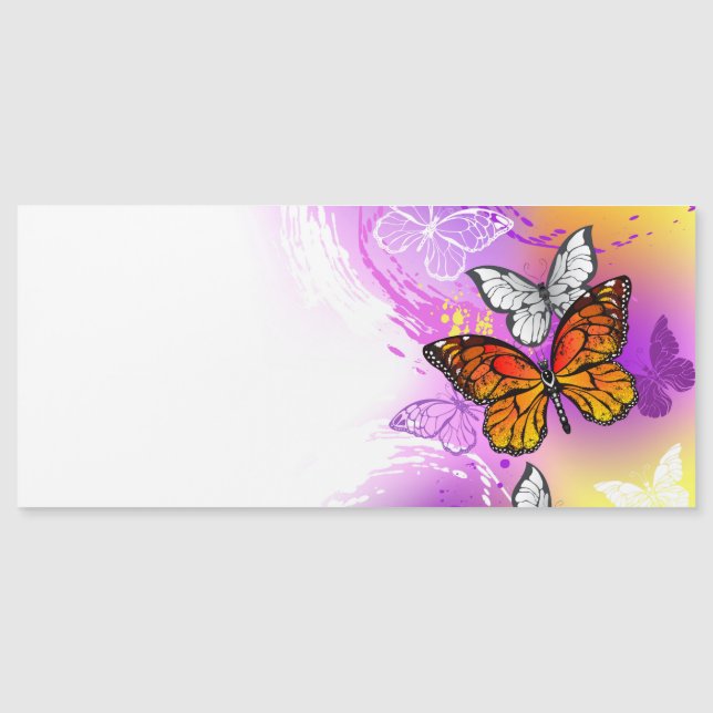 Monarch Butterflies on Lila Background (Framsida)