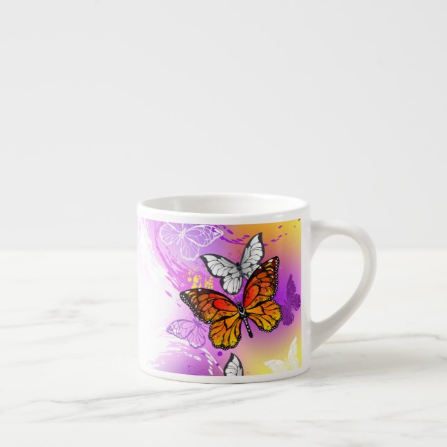 Monarch Butterflies on Lila Background Espressomugg (Höger)