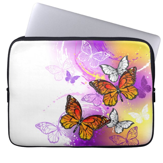 Monarch Butterflies on Lila Background Laptop Fodral (Framsidan)