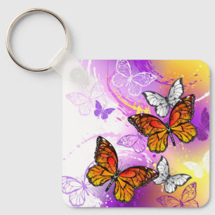 Monarch Butterflies on Lila Background Nyckelring
