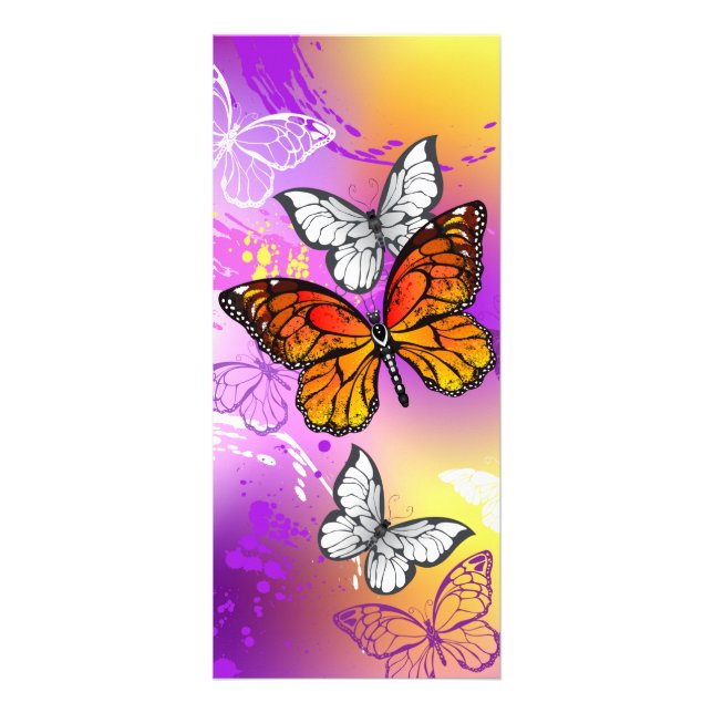 Monarch Butterflies on Lila Background Reklamkort (Framsidan)