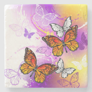 Monarch Butterflies on Lila Background Stenunderlägg