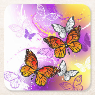 Monarch Butterflies on Lila Background Underlägg Papper Kvadrat
