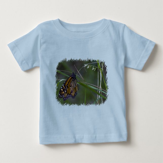 Monarch Butterfly i Grass T-shirt (Framsida)