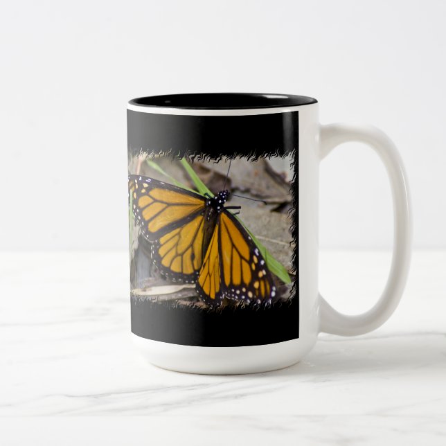 Monarch Butterfly på Black Två-Tonad Mugg (Höger)