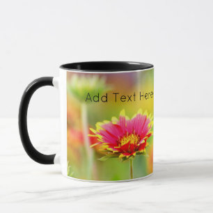 Monarch Butterfly på Red and Gult Flower Mugg