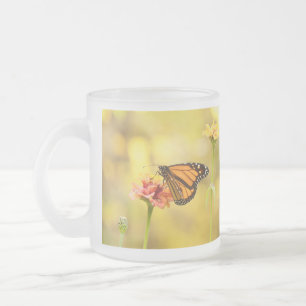 Monarch Butterfly på Zinnia Frostad Glasmugg