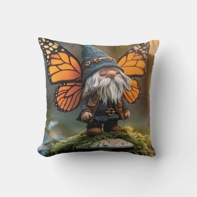 Monarch Butterfly Winged Gnome - Fantasy Creature Kudde (Framsida)