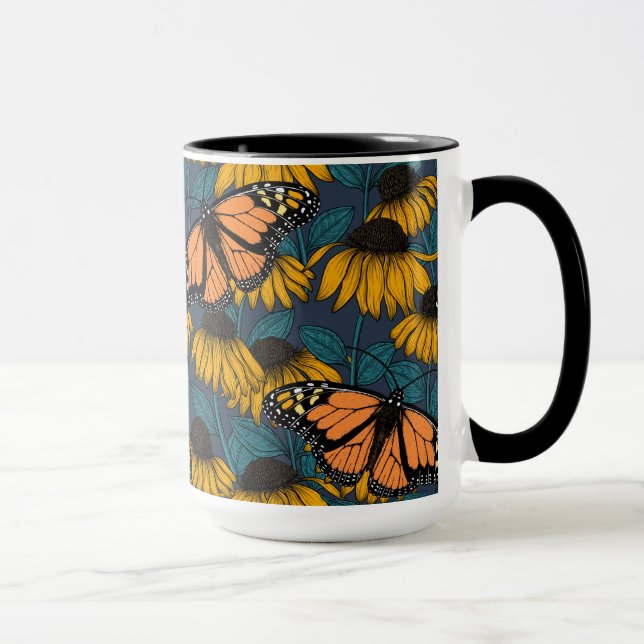 Monarch-fjäril på gulter mugg (Höger)