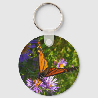 Monarch med blomning nyckelring