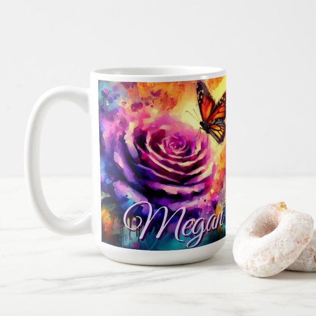 Monarkfjäril på ros vid solnedgång Personlig Kaffemugg (Med munk)