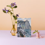 Monet Cliff of Aval & Black Horse Greeting Card Kort<br><div class="desc">Ett vackert och unikt hälsningskort har Monets biff,  Etretat,  som bakgrund till en vattentorg svart häst med övertäckning av blommigt krona porträtt.</div>