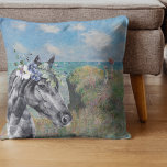 Monet Cliff Walk & Black Horse Compilation Kudde<br><div class="desc">Den vackra dekorativ kudde har Monets Cliff Walk i Pourville som bakgrund till en svart vattenhäst med övertäckning av blommigt porträtt.</div>