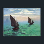 Monet FishBoats at Sea Postcard Vykort<br><div class="desc">Monet Fishing Boats at Sea vycard. Oljemålning på arbetsyta från 1868. Monet målade ofta fiskebåtar. Denna marinmålning är ett av hans tidigt verk och visar hans framsteg mot imponering. Tre fiskebåtar seglar över havets grönt vinkarare med molnen på tidigt morgonen som flyter ombord. En söt gåva till fläkt av målningarna...</div>