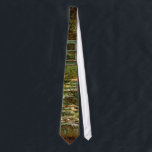 Monet fransk japansk bro konst slips<br><div class="desc">Monet Mästerverk målning - Detta impressionistiska målning av den japanska bron i Giverney Frankrike är av den berömda konstnären Claude Monet,  målad 1899. Den visar en japansk fotbro över en näckrosdamm.</div>