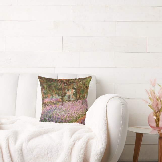 Monet - Irises in Monet's Garden Kudde (Soffa)