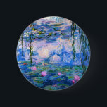 Monet näckrosor knäppas knapp<br><div class="desc">Monet näckrosor knäppas. Oljemålning på kanfas från 1916. Monet målade hans berömda näckrosdamm obsessively under avgångsklasserna av hans karriär som drar inspiration från det ljust av solen och dess växling, verkställa på vatten och de vatten- blommorna och lövverket. Denna målning presenterar en vibrerande använda av pinks, deppighet och lila och...</div>