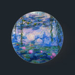 Monet näckrosor knäppas knapp<br><div class="desc">Monet näckrosor knäppas. Oljemålning på kanfas från 1916. Monet målade hans berömda näckrosdamm obsessively under avgångsklasserna av hans karriär som drar inspiration från det ljust av solen och dess växling, verkställa på vatten och de vatten- blommorna och lövverket. Denna målning presenterar en vibrerande använda av pinks, deppighet och lila och...</div>