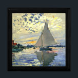 Monet - Segelbåt i Le Petit-Gennevilliers Smyckeskrin<br><div class="desc">Claude Monet-målning,  Sailboat på Le Petit-Gennevilliers,  presentlåda.  VIRGINIA5050,  anpassningsbar-designade produkter och gåvor på www.zazzle.com/virginia5050*,  PaulKleeGiftShop,  InternationalGifts,  RetirementGiftStore,  BirthdayGiftStore,  ILoveGiftStore och FloridaGiftStore.zazzle.com/FloridaGiftStore.</div>