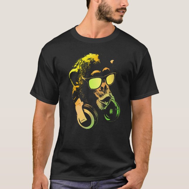 Monkey Chimp With Sunglasses And Headphones   T Shirt (Framsida)