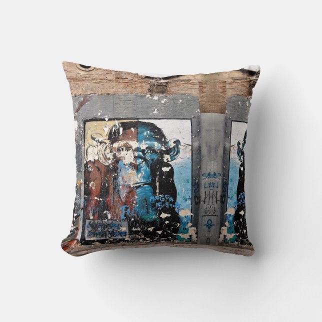 Monkey Graffiti Throw Cushion 41 x 41 cm Kudde (Framsida)