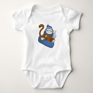 Monkey som Snowboarder med Sonowboard.PNG T Shirt