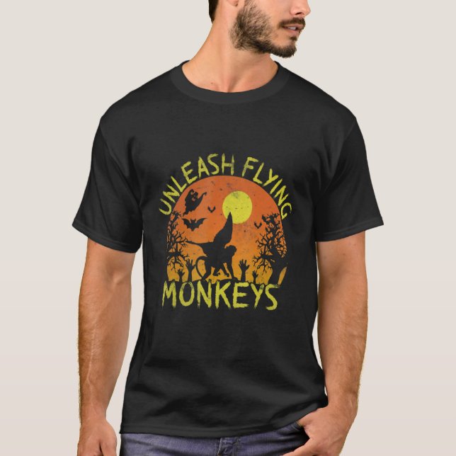 Monkey Tees For Men Angry Monkey Flying Monkeys 7 T Shirt (Framsida)