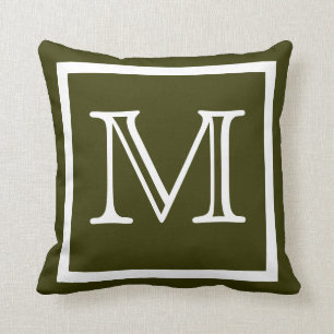 MONOGRAM-arméns oliv grönt kudde med fast mörk