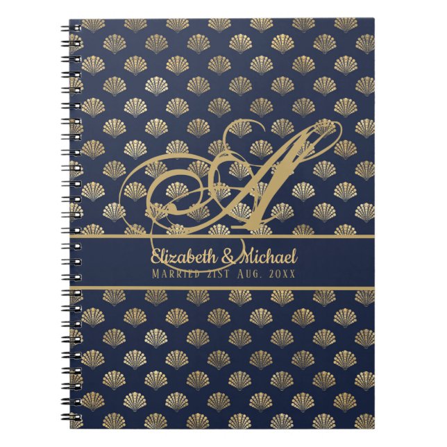 Monogram ART Deco Marinblå Guld Skal Nygifta Anteckningsbok (Framsidan)