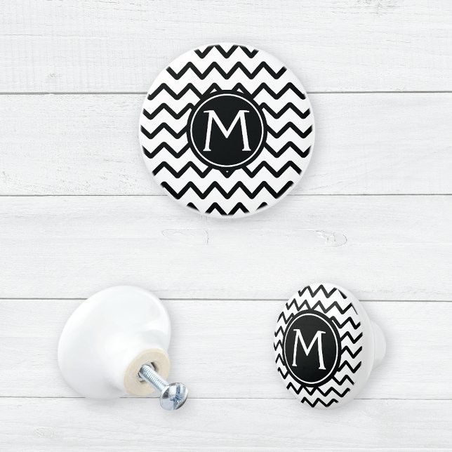Monogram Black and White Chevron Rand Knopp (Skapare uppladdad)