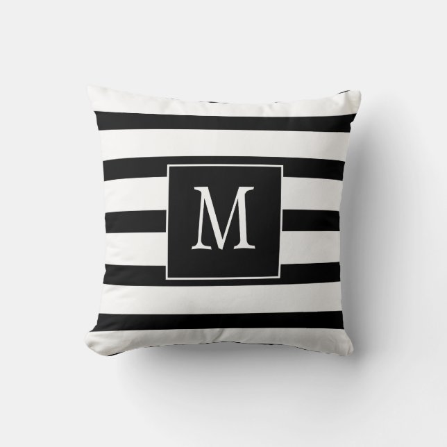 Monogram Black and White Rand Kudde (Framsida)