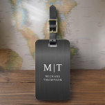 Monogram Black Brushed Metallic Elegant Bagagebricka<br><div class="desc">Öka din resupplevelse med vår klassiska Elegant Modern Minimalist Monogram Luggage Tag-kod. Detta noggrant designade tillbehör kombinerar sömlöst elegans med contemporaryns minimalism, och ser till att ditt bagage är sofistikerat. Den här bagagetaggen är utformad med precision och noggrannhet. Den är mer än bara en praktisk artikel. Den är en personlig...</div>