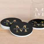 Monogram Black Guld Modern Minimal Underlägg<br><div class="desc">Denna moderna minimala sandsten i personlig underlägg med en guld-monogramsdelning,  inledningsvis med namn i svart bakgrund.</div>