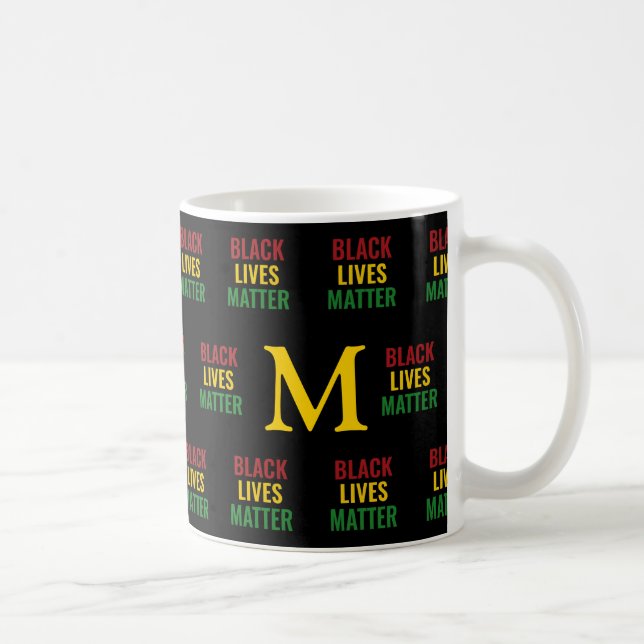Monogram BLACK LIVES MATTER Red Gult Grönt Kaffemugg (Höger)