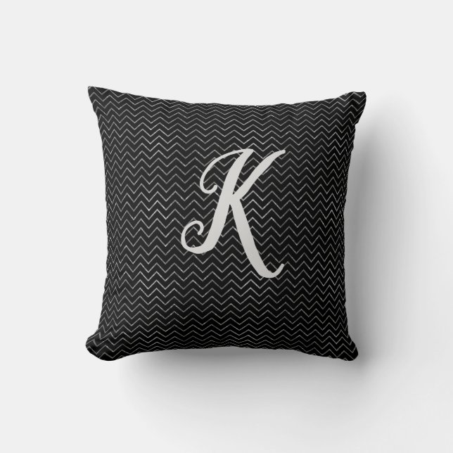Monogram Black och Silver Glitter Chevron Kudde (Framsida)
