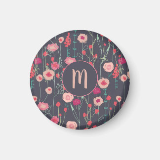 Monogram Blommigt Rosa Black Magnet