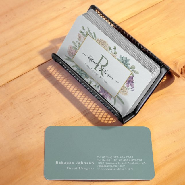 Monogram-Blommigt Visitkort (Business cards that say it with flowers. A chic and elegant design with an ornate monogram. )