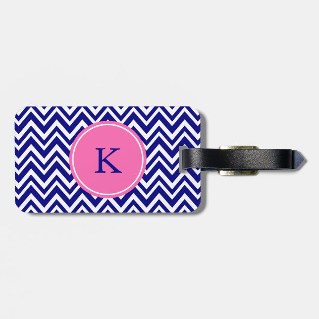 Monogram Blue Chevron Mönster med Shock rosa Bagagebricka (Baksida Vågrät)