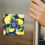 Monogram botaniskt lemon marinblå magnet<br><div class="desc">Den botaniska vattenfärgen citron mönster har ett marint,  blått fyrkantsmonogram.</div>