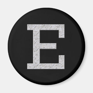 Monogram Brev E Magnet