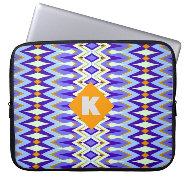Monogram Brev K Blue- och Orange Argyle-geometri Laptop Fodral (Framsidan)