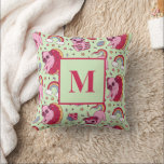 Monogram Brev Pug Donut Cupkaka Cute Hund Mönster Kudde<br><div class="desc">Kute och färglös pug och tarm mönster. Personlig och handelsgåvor till hund älskare, hund, hund och ägare av sällskapsdjur. Du kan anpassa texten så att den passar ditt eget behov och din kreativitet. Smågåvor av coola och fantastisk med eget namn och andra uppgifter. Kolla in vår butik om du vill...</div>