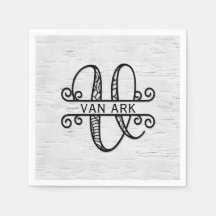 Monogram Brev V med familjen Namn