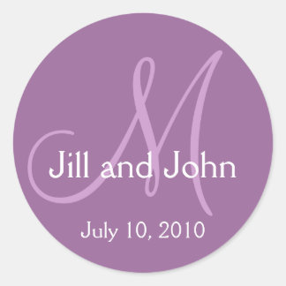 Monogram Bröllop Bride Groom Date Lila Sticker Runt Klistermärke