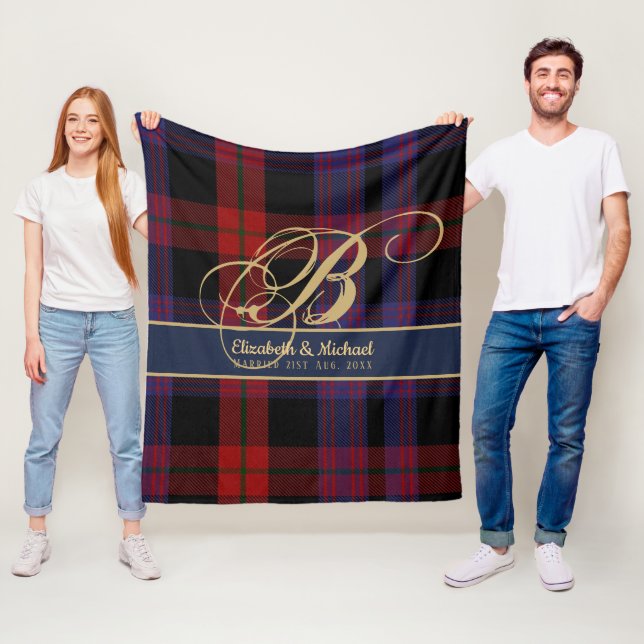 Monogram BROWN Tartan Blue Red Newlyweds Bröllop Fleecefilt (På plats)