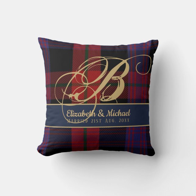 Monogram BROWN Tartan Blue Red Newlyweds Bröllop Kudde (Framsida)