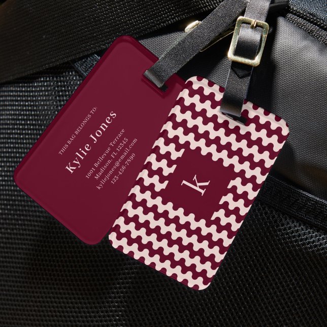 Monogram Burgunder Rosa Djärvt Vågigt Mönster Bagagebricka (Skapare uppladdad)